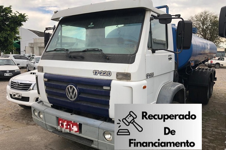 17 220 Volkswagen - 08/08